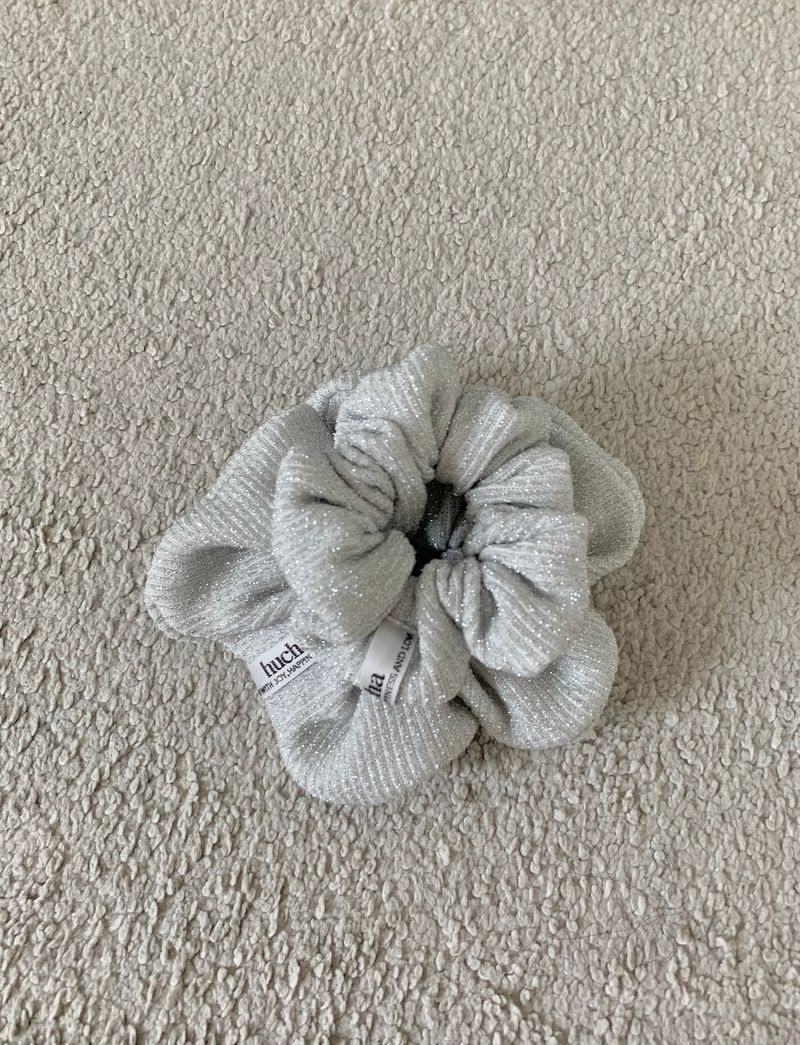 hucha Silver Scrunchie (2size)
