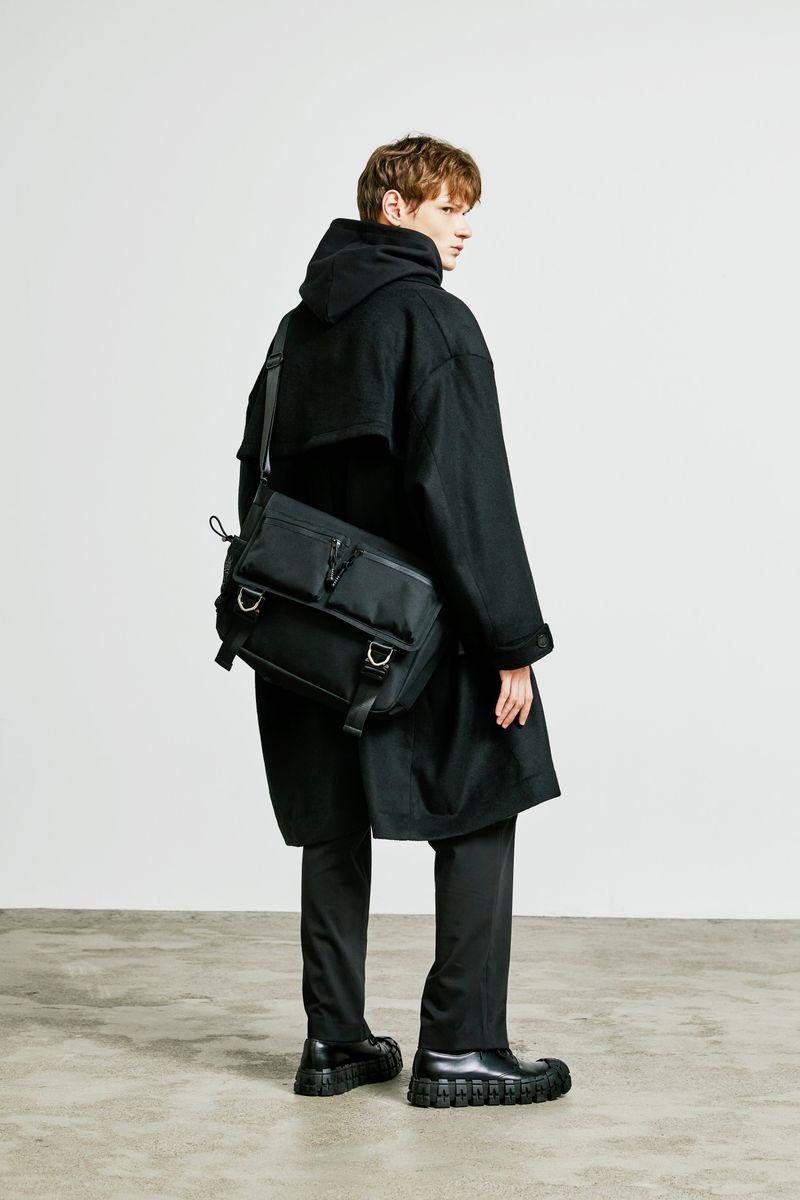 3D Pocket BUCKLE messanger bag