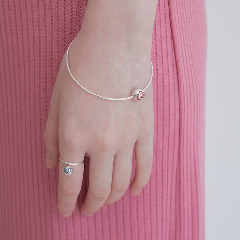 FILLOW(フィロー)の「puffy heart swing bangle(Accessories)」