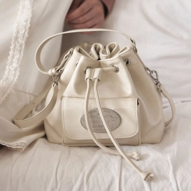 Luna Bucket Bag Ivory