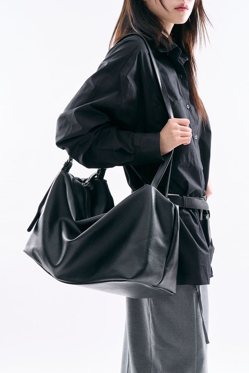 Raucohouse（ラウコハウス）の「Forte dual strap leather bag（Bags）」