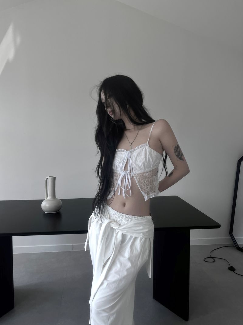 flower lace ribbon top (2color)