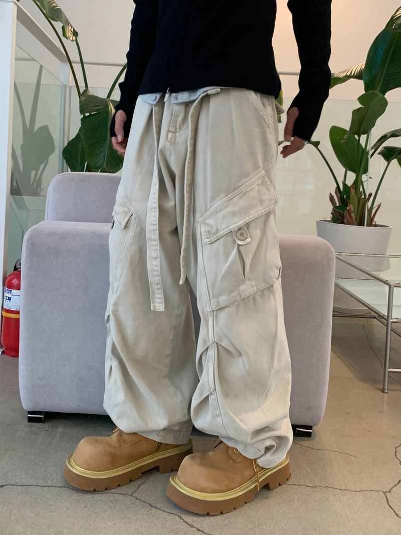 Layer Strap Cargo Pants