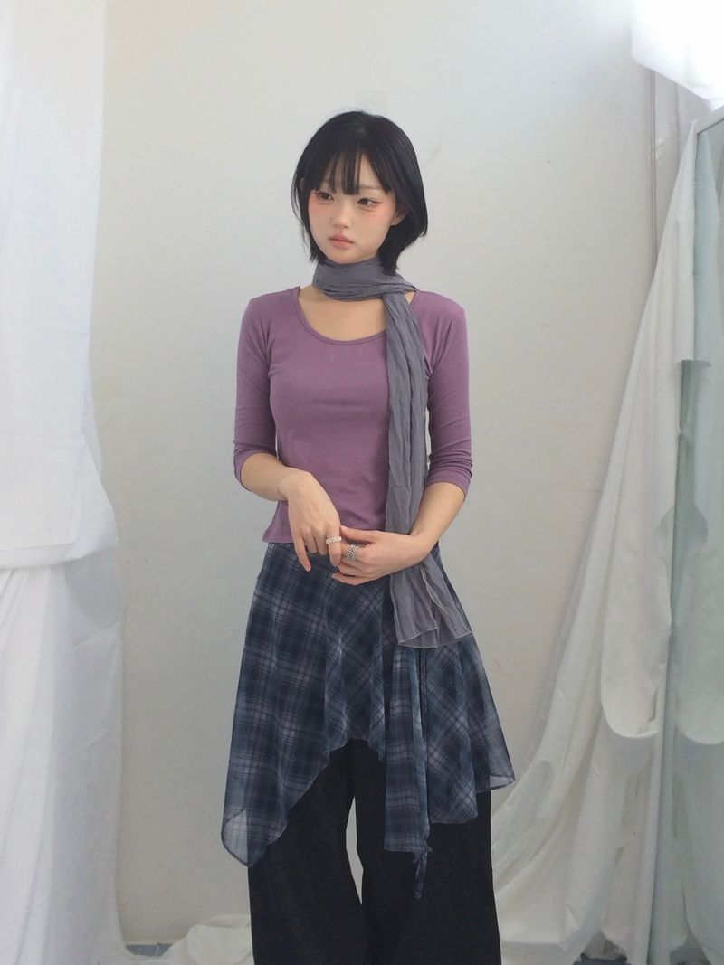 U-Neck Three-Quarter Slim Line Cotton Top