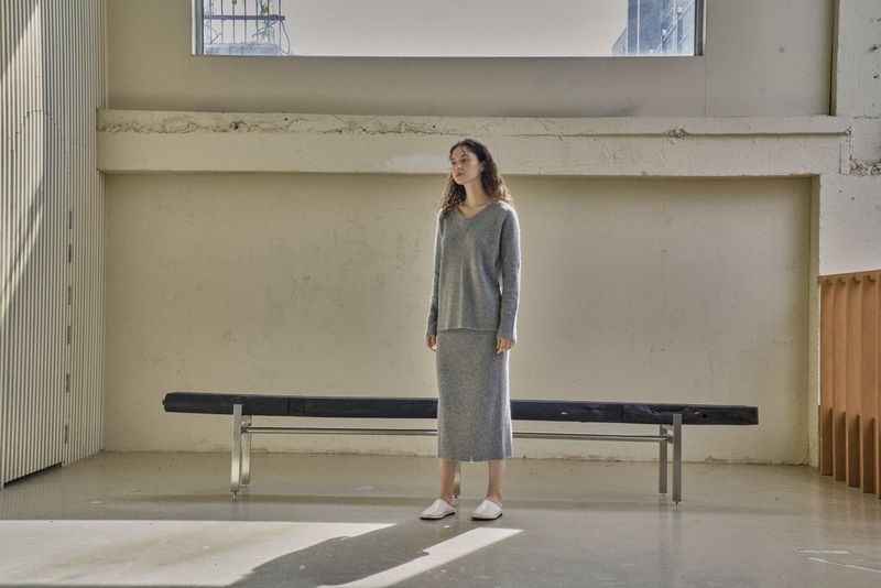cle(クレ)の「WOOL H SKIRT_GRAY(Skirts)」