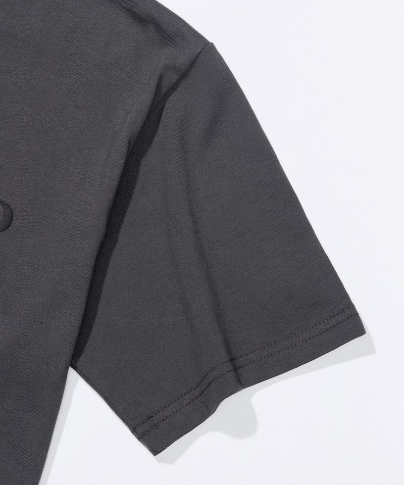 Classic Emboss Logo T-shirts