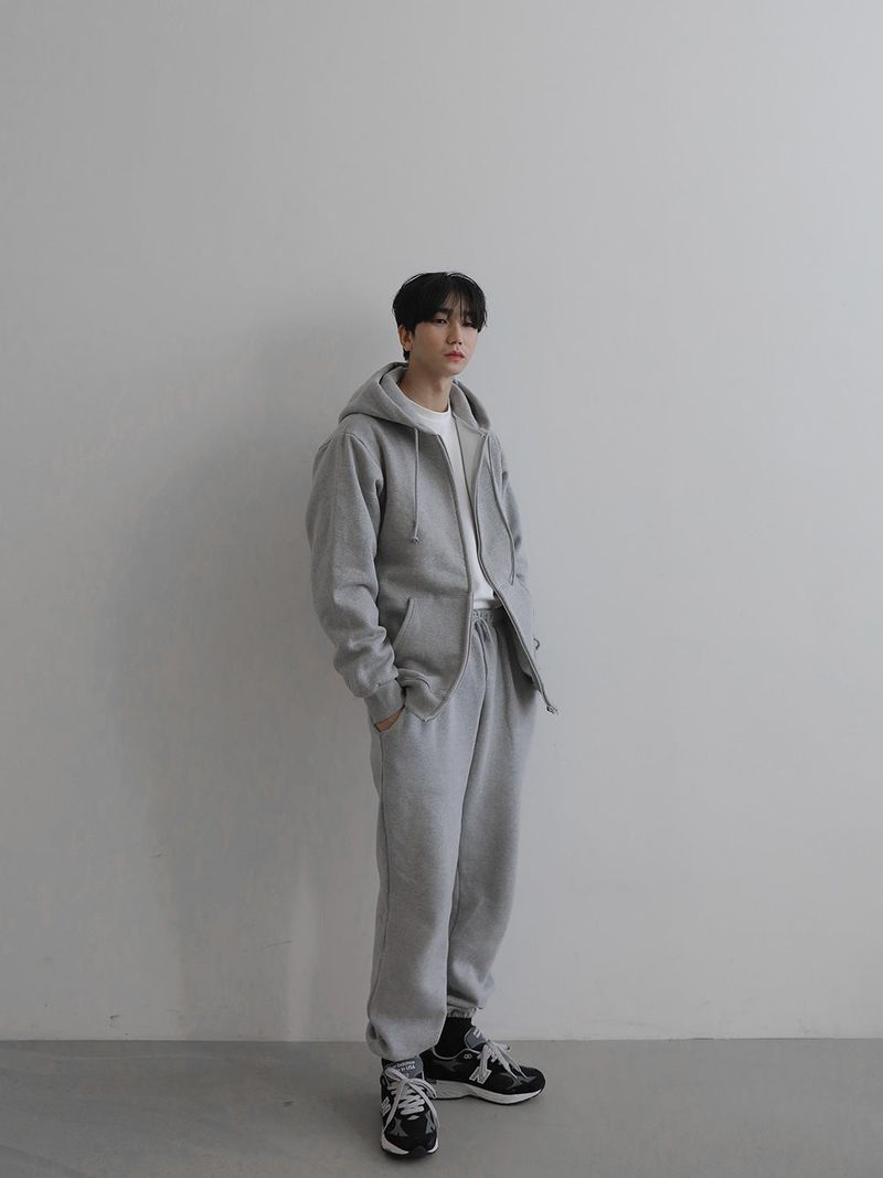 ASCLO(エジュクロ)の「Everyday Pantone Warm Hood Zip Up (10color)(Tops)」
