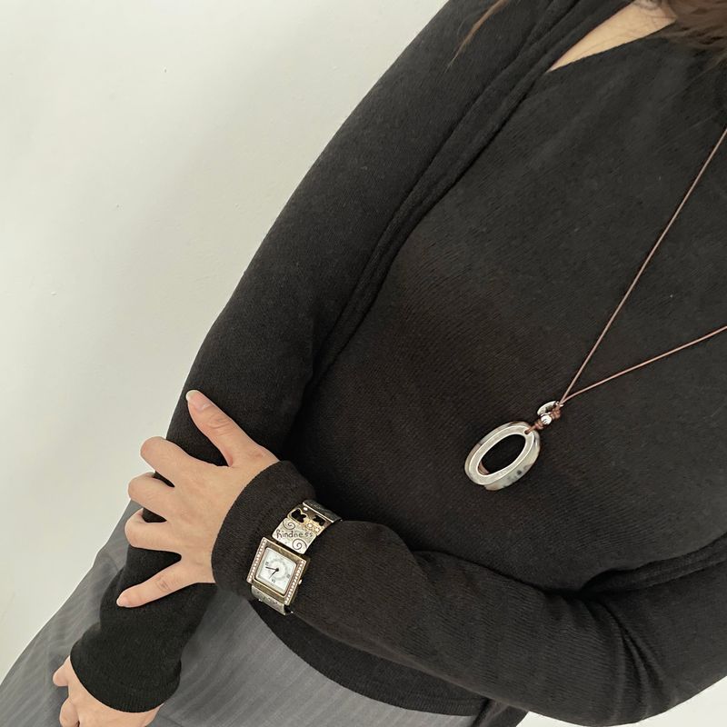 Forma Oval Necklace