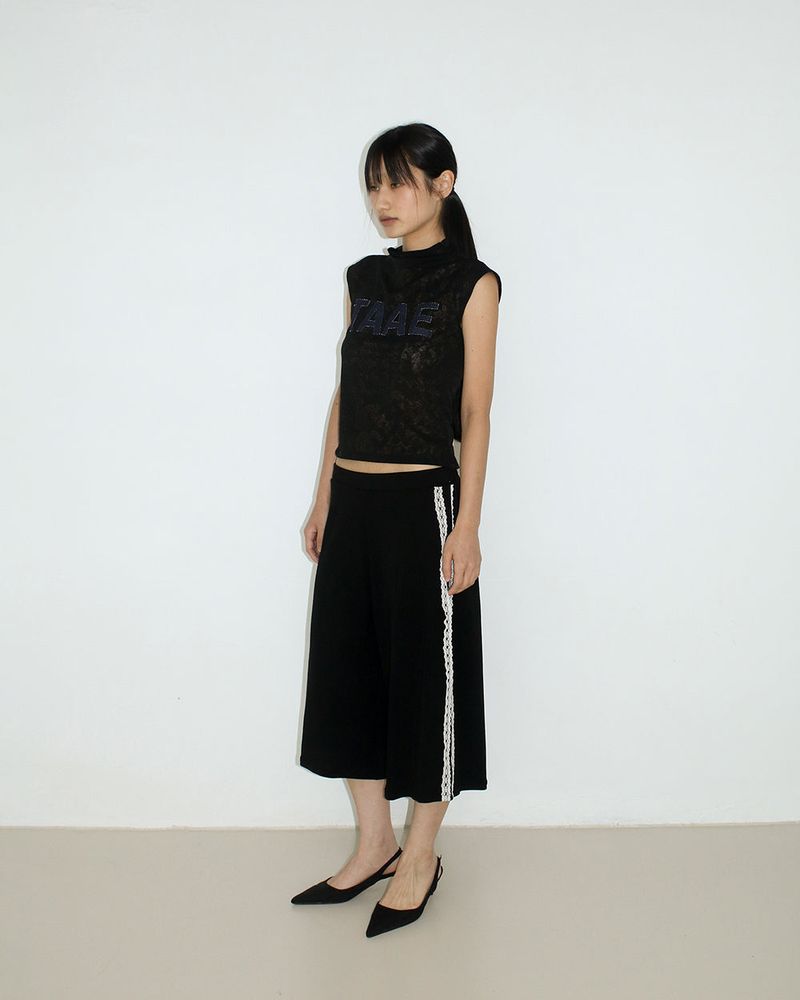 [MADE] Lace Mock-neck Top 001