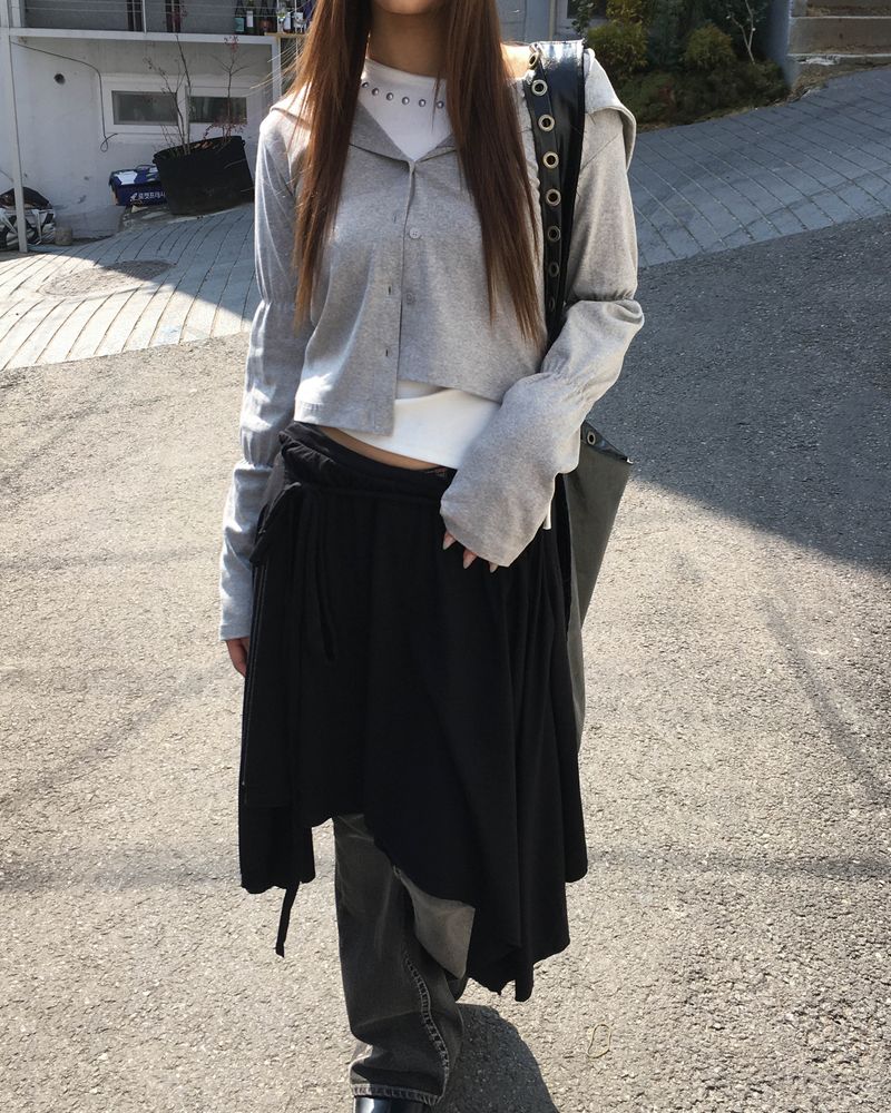 Betty low boots cut pants