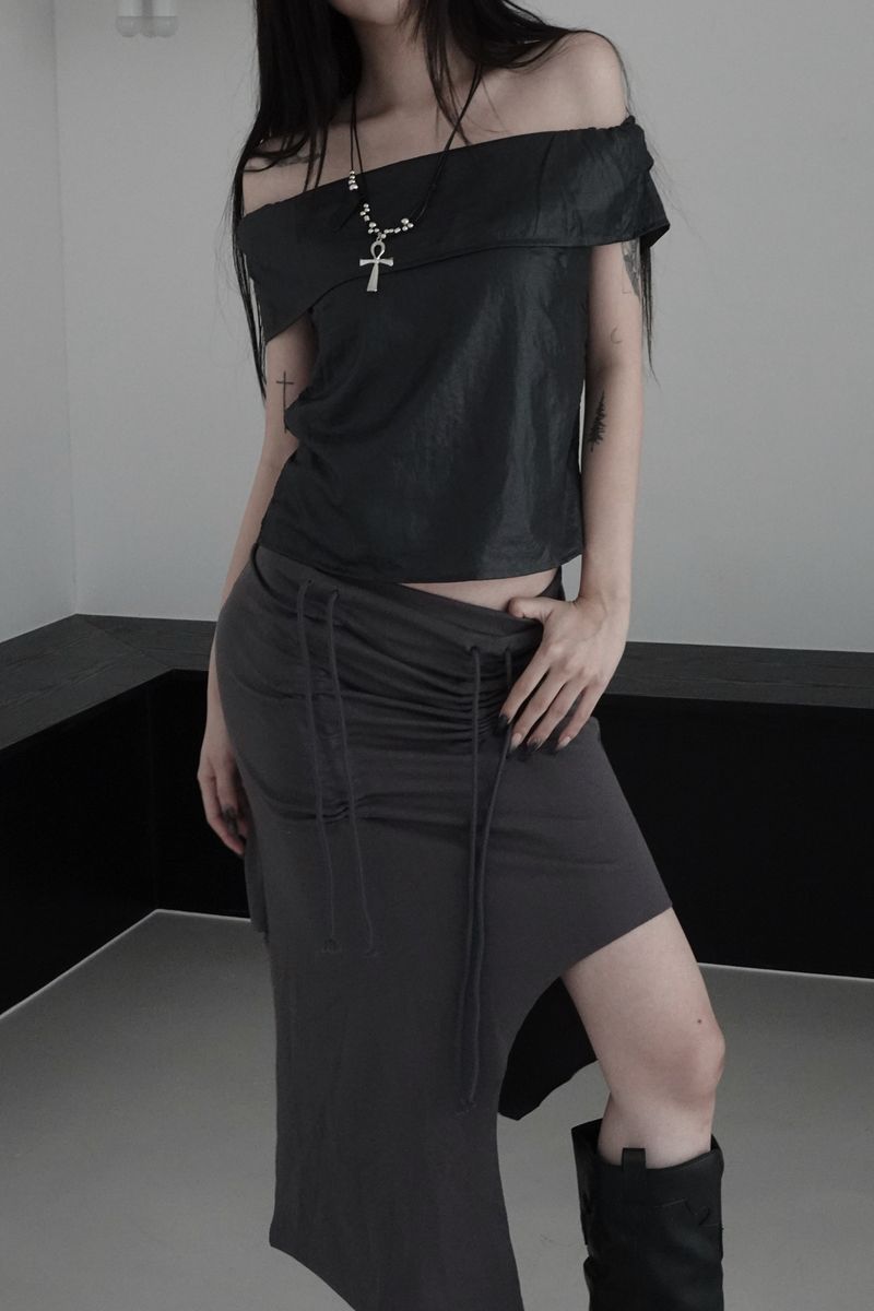 glow off shoulder top (2color)
