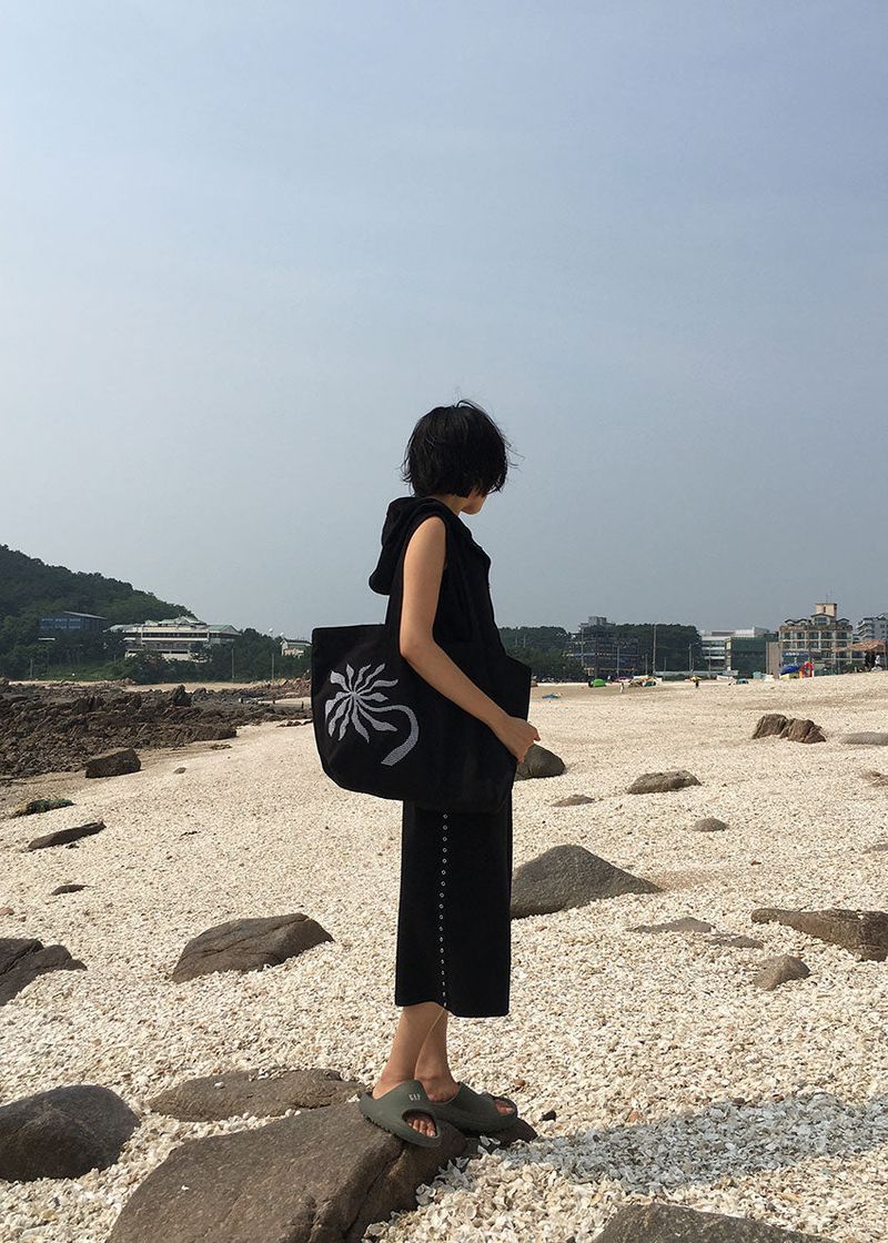 SUMMER PATCH TOTE BAG