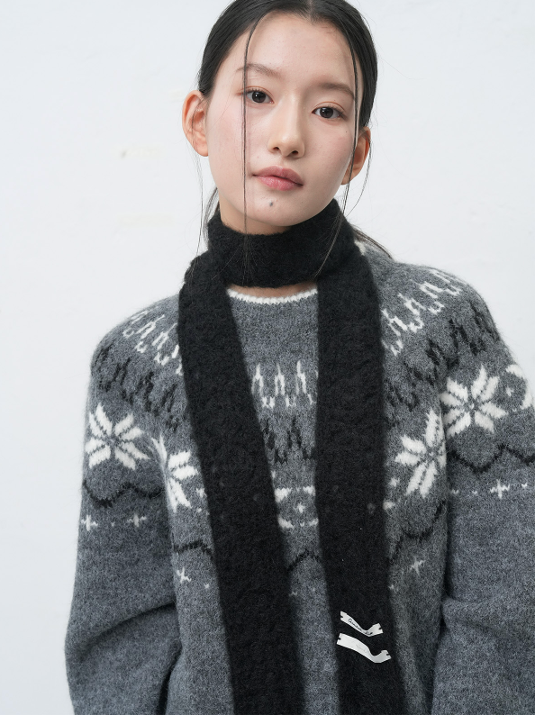 GENERAL IDEA（ジェネラルアイディア）の「handmade crochet muffler - black       （Fashion Accessories）」