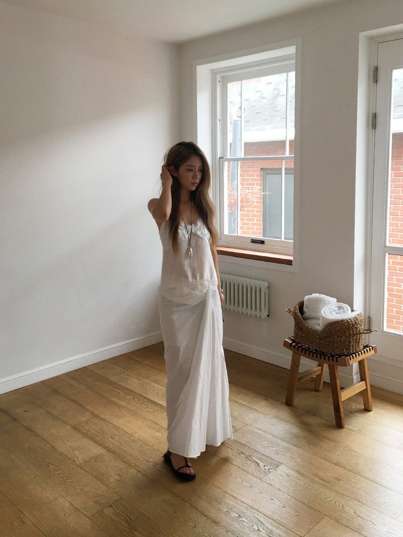Under bloom lace camisole