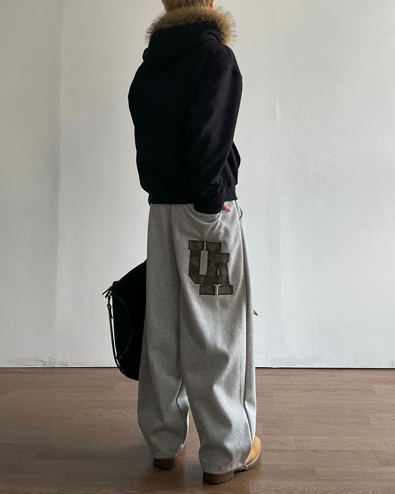 UA Patch Bonded Sweatpants