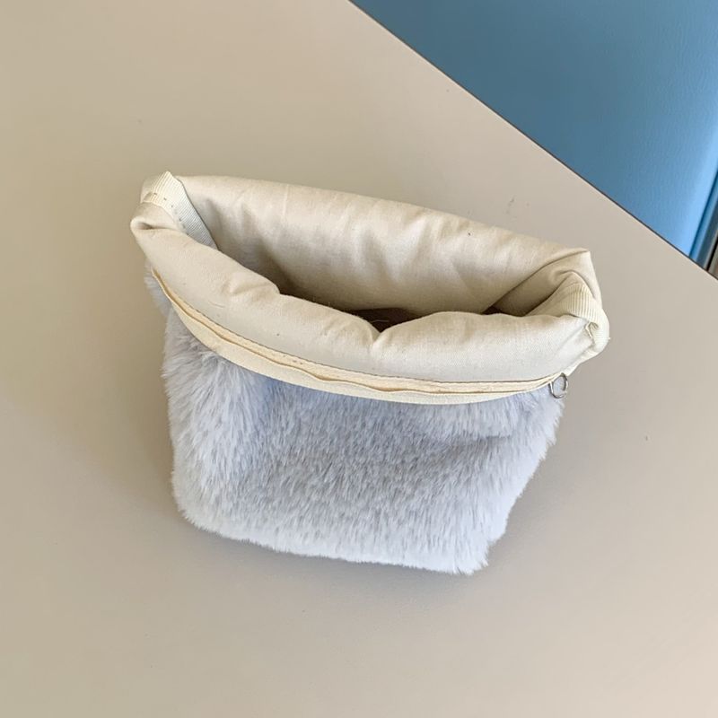 classic pouch_fur bluegray