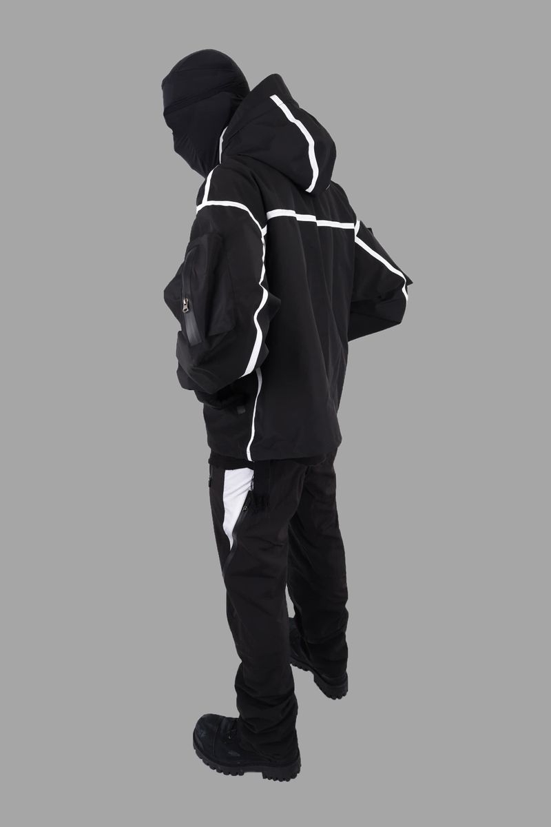 アヴァントスロープパンツ
