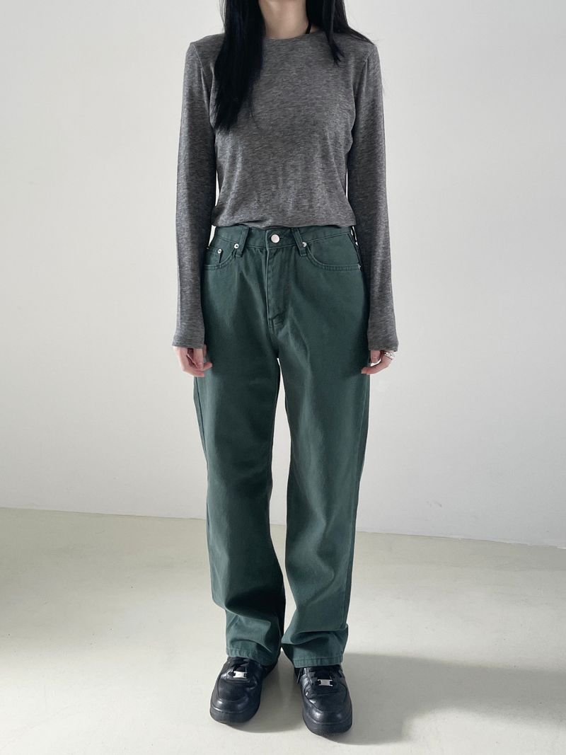 Recommend color semi-wide pants