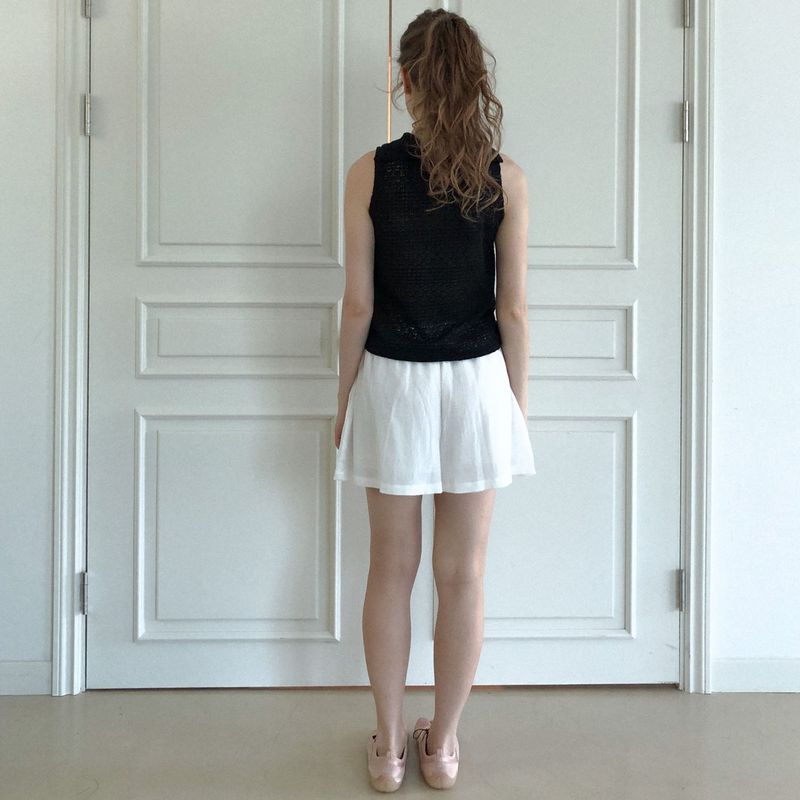 Elrocio neck vest (black)