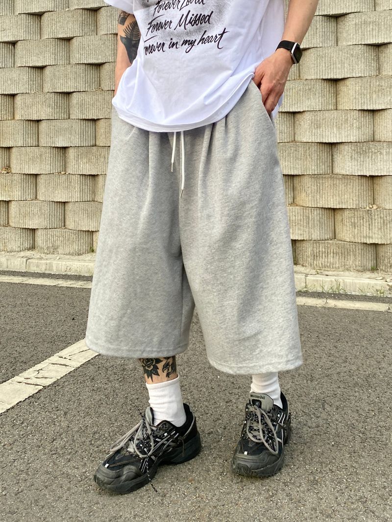 Layer pintuck bermuda wide half pants 2C