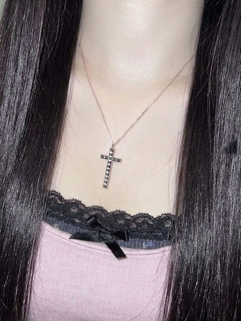 Studded Cross N