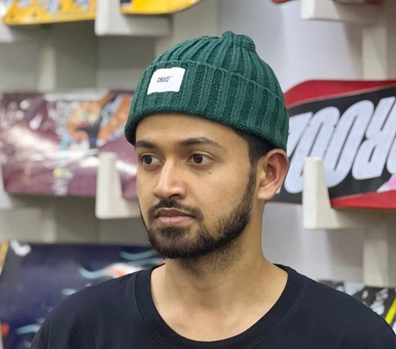 ITALICS W-TAG | CROOZ SHORT BEANIE