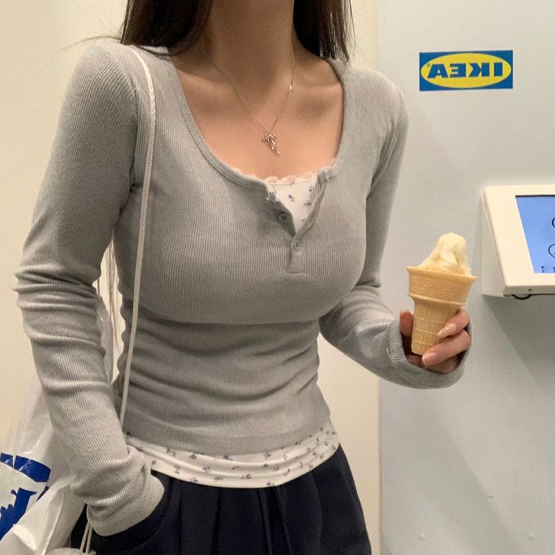 フラワーレースボタンレイヤードTシャツ
