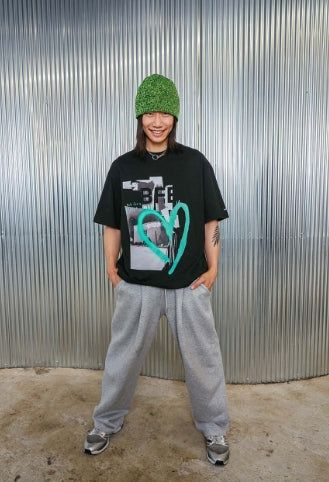 love city tee_ black