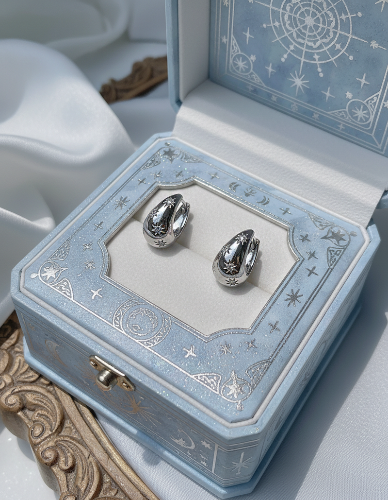 [ITZY Yuna Piercing] Tarot Star Huggies Piercing - Silver Color