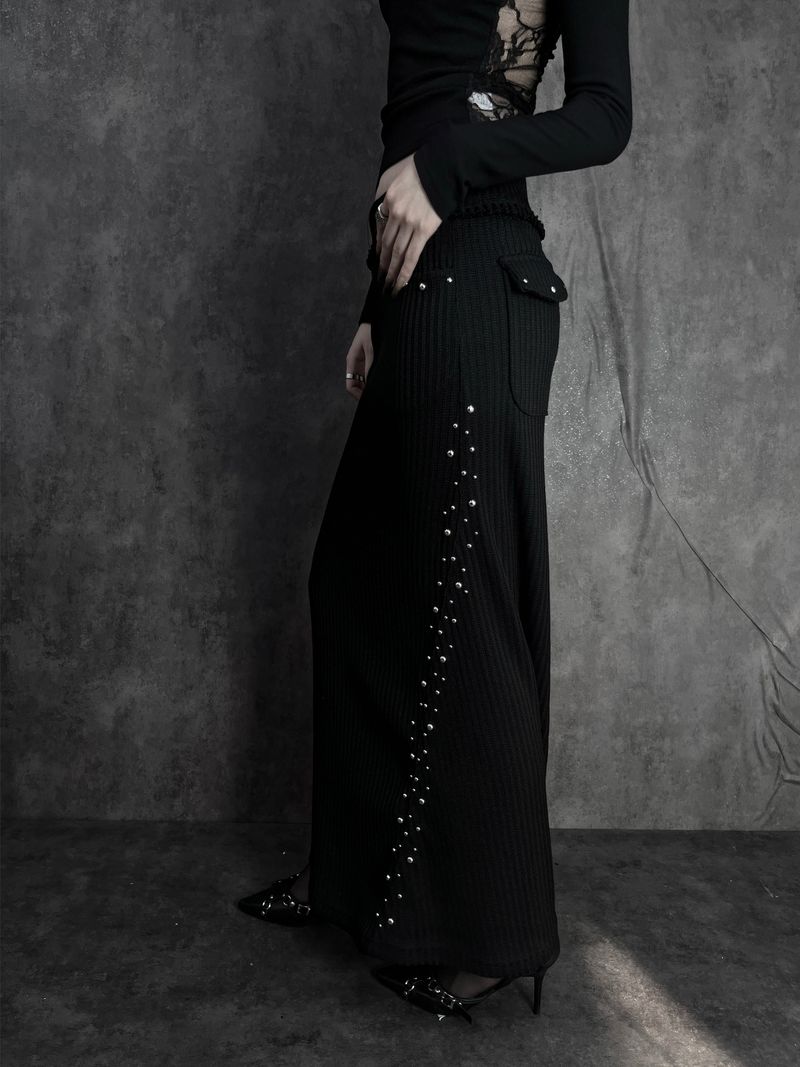 shining studded knit long skirt