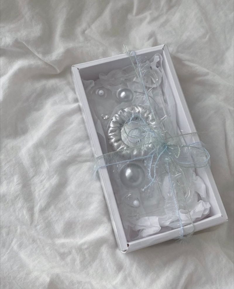 [made] "mirror more" case