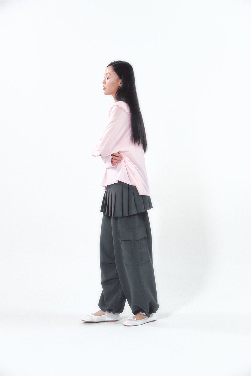 Pleats Skirt Cargo Pants Set Charcoal