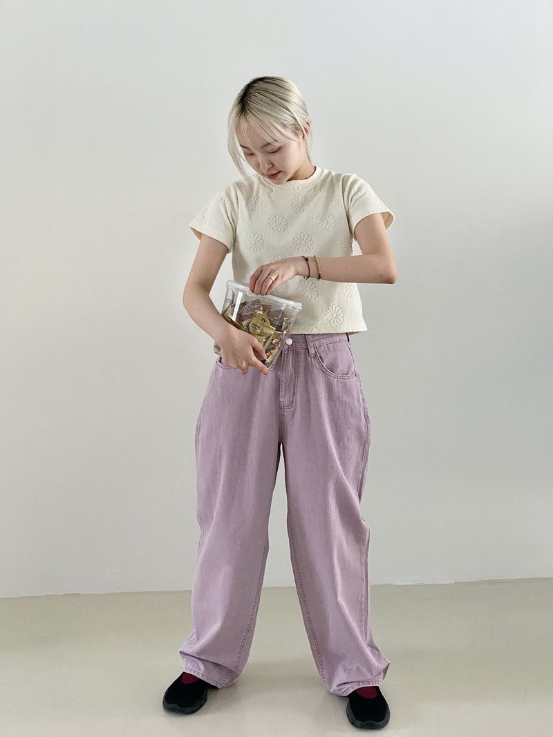 Flower daisy cropped t