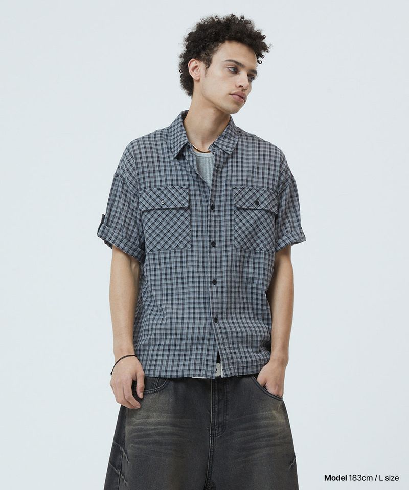 ROLL-UP CHECK HALF SHIRT