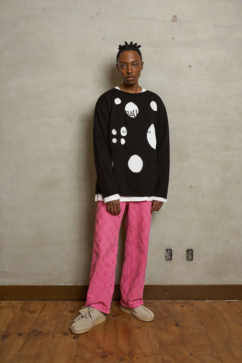 HOLE ROUND KNIT