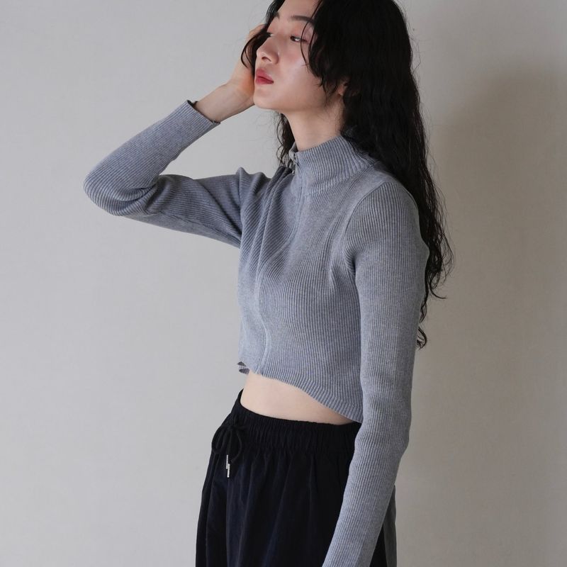 zip cropped knit