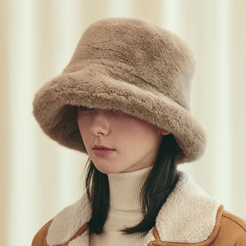VARZAR(バザール)の「VA Long Label Fur Bucket Hat / Beige(Hats)」