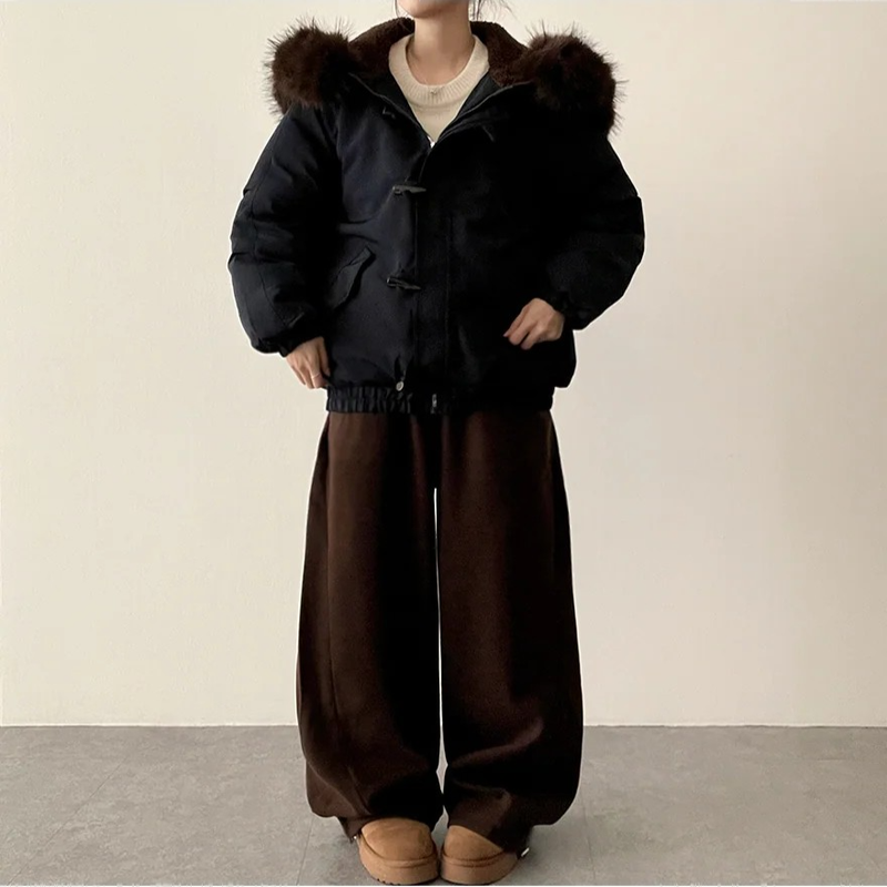 Mende Curved Incision Woolen Wide Pants