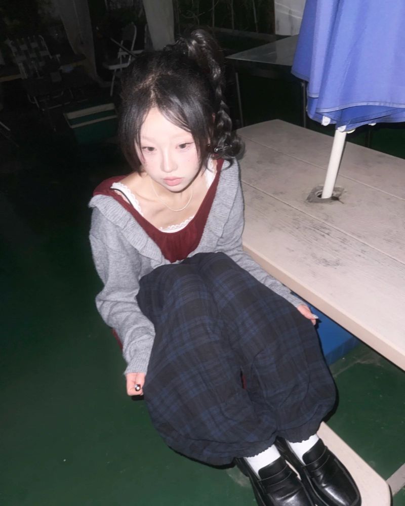 (3color) Frill Deep U-Neck Wool Knit