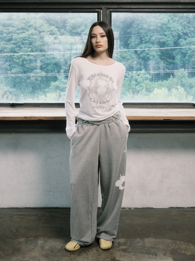 BADDIE L/S (WHITE)