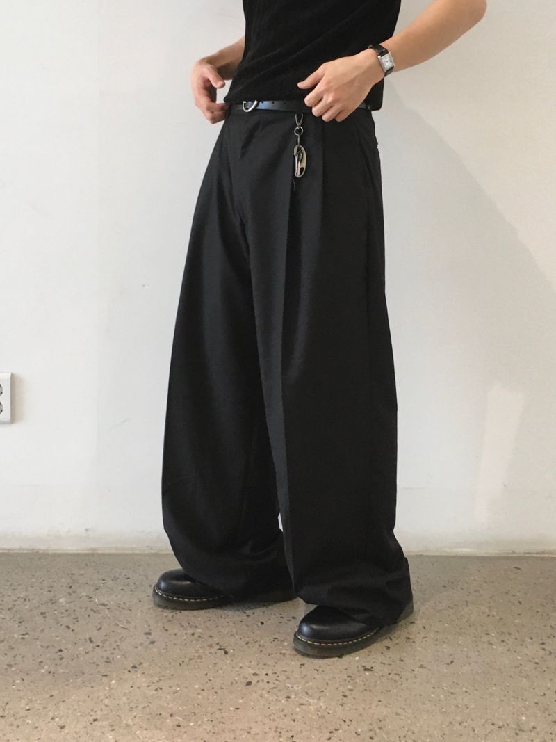 SSROOM(エスエスルーム)の「Olen two-tuck wide slacks 3C(Pants)」
