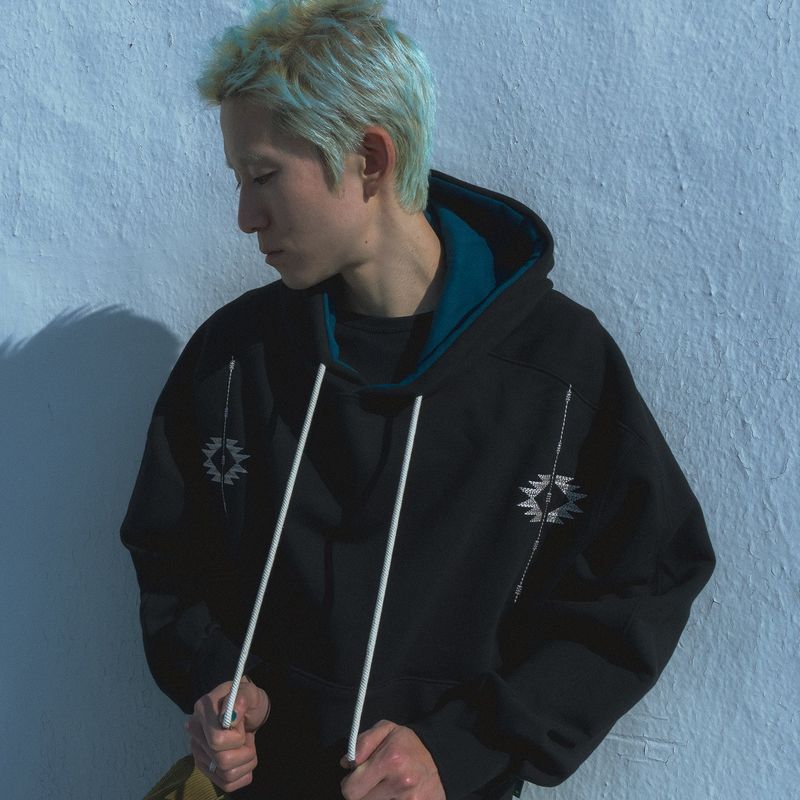 Chimayo stitch hoodie / Black