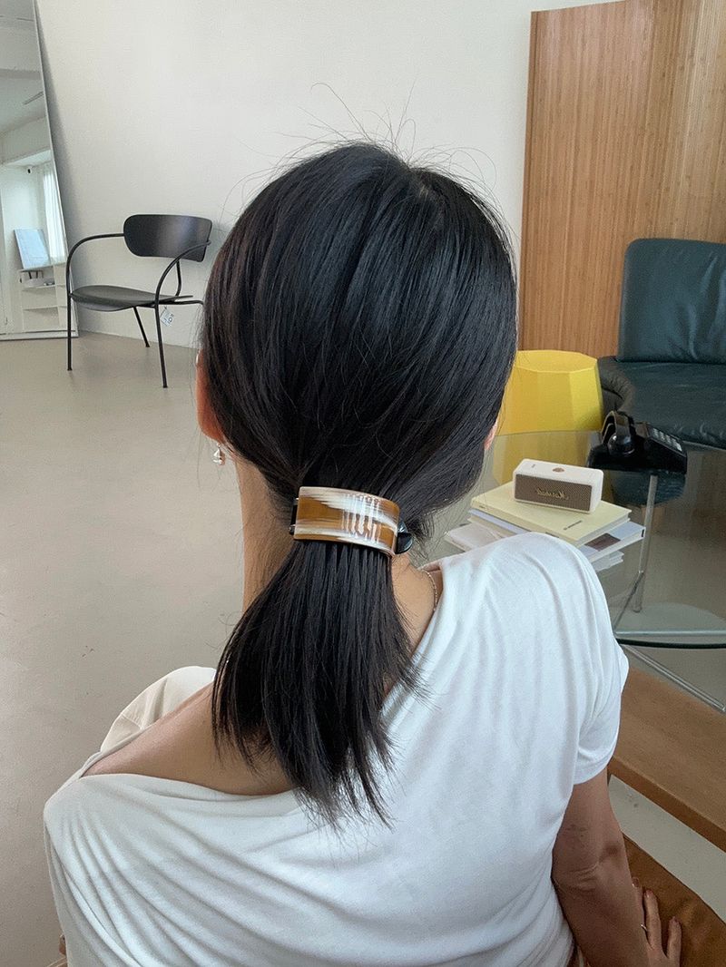 MOSXE（モスクス）の「インサイドヘアクリップ (3color)（ヘアアクセサリー）」