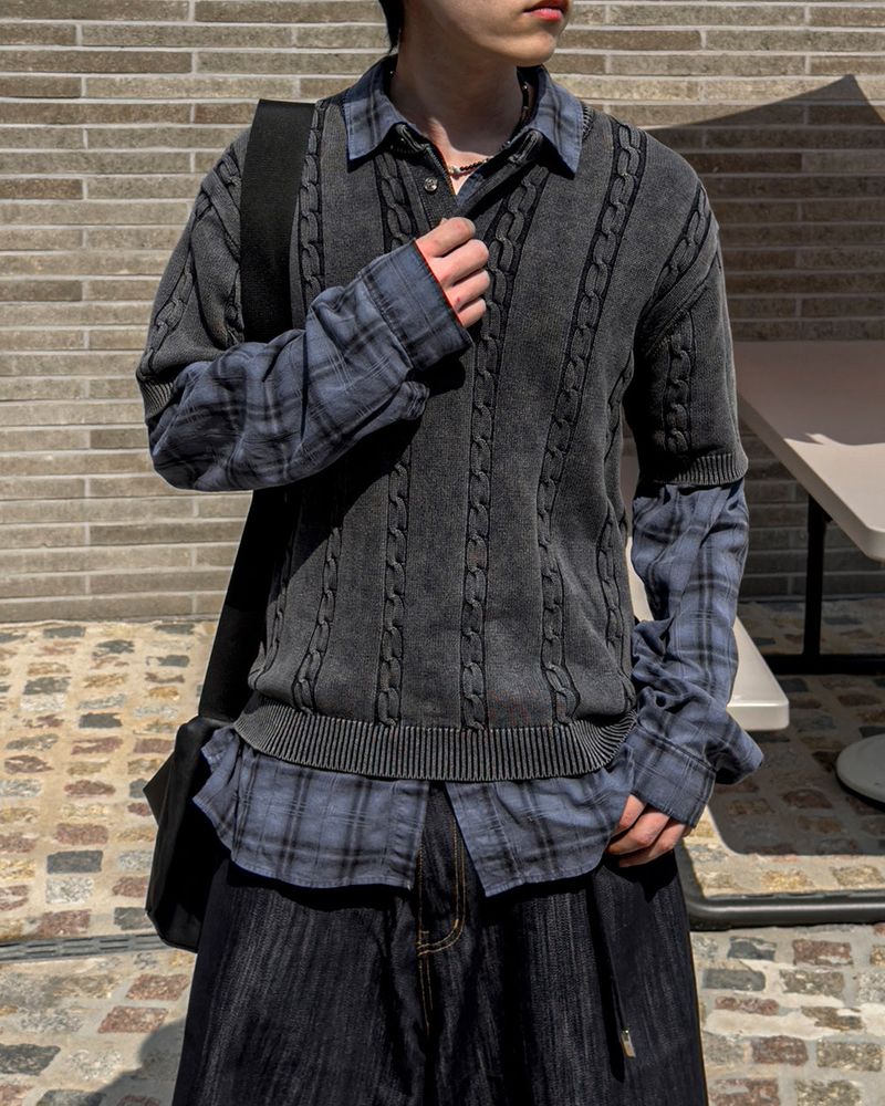 JIIGEUM(ジグム)の「Renble Henley‑Neck Cable Pigment Knit(Tops)」