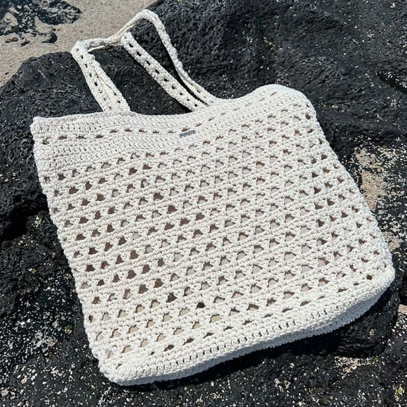 TRIP LE SENS（トリプルセンス）の「Zipper Crochet Square Shoulder Bag_White  （Bags）」