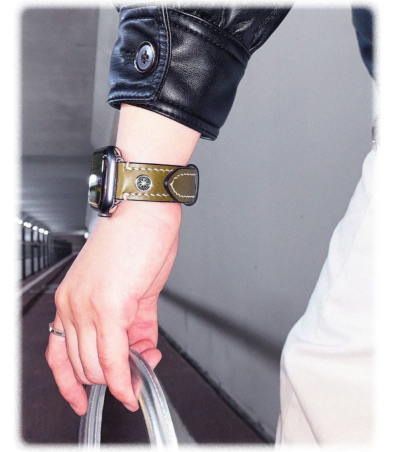 APPLE WATCH COMET STRAP (KH)