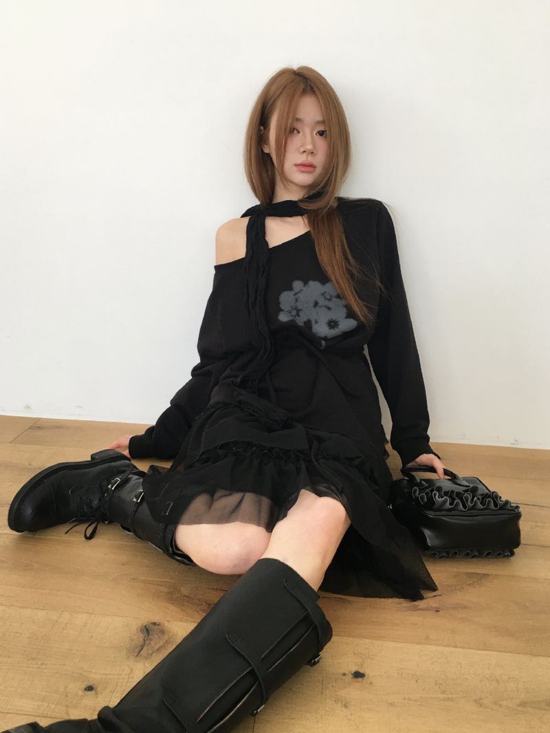 フラワーワンショルダーMTM（ホワイト、ブラック）