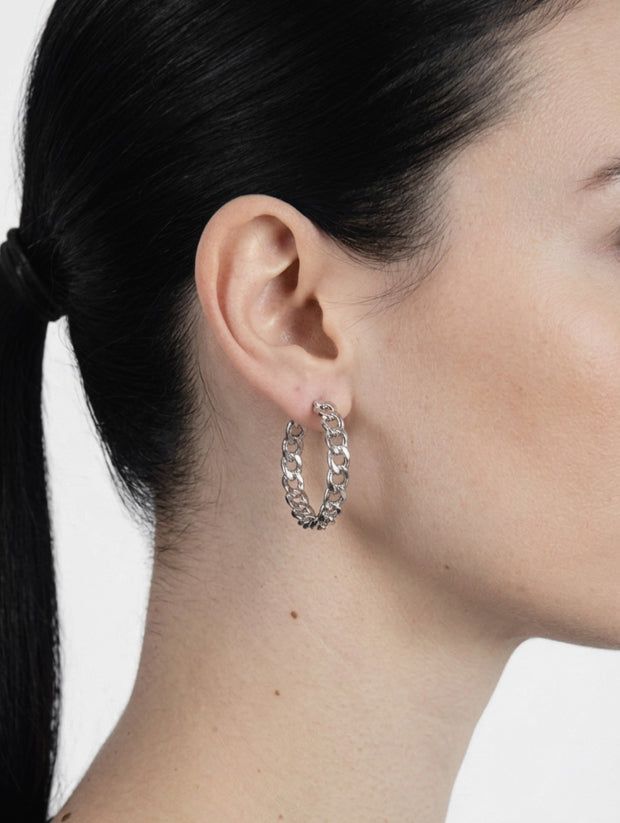 EEUN（イウン）の「Chain detail earrings（Accessories）」