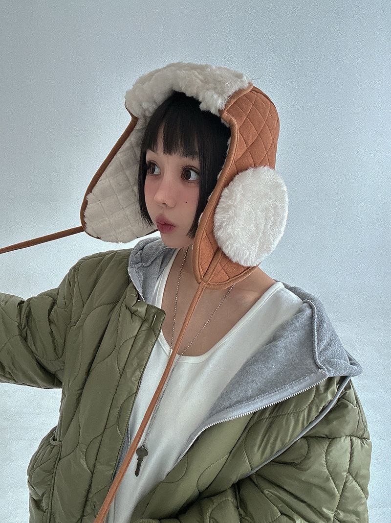 Camel quilting quilted earring truffler hat