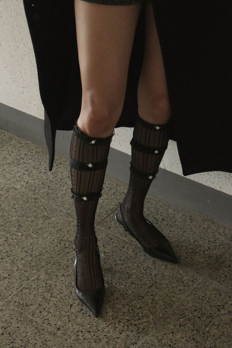 mini flower half stocking (black)